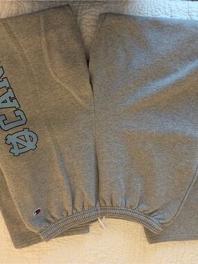 Champion UNC “Carolina” Sweatpants
